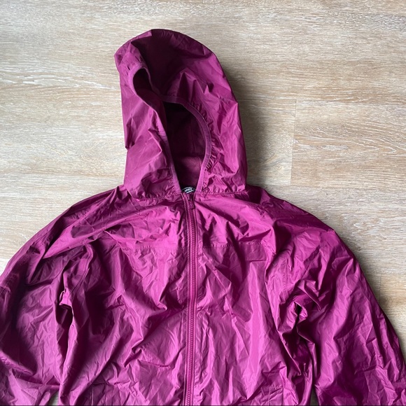 Lands’ End Kid’s Packable Waterproof Rain Jacket - Picture 3 of 11